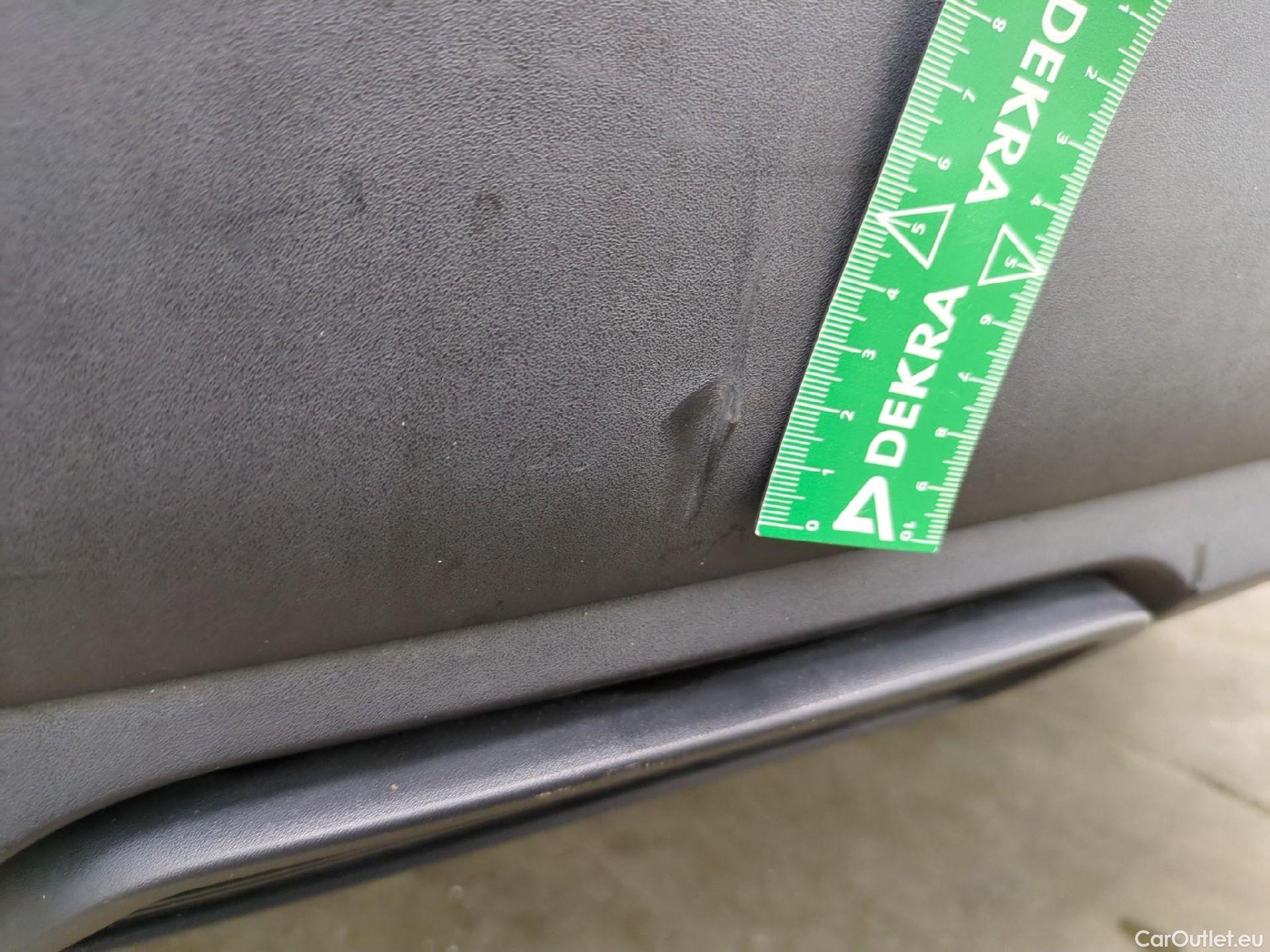  Peugeot  5008  Allure Business 1.5 HDi 130CV BVA8 E6dT #68