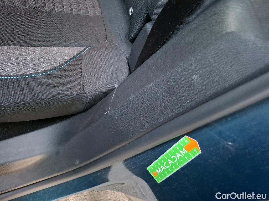  Peugeot  3008  II Style 1.5 HDi 130CV BVA8 E6d #3