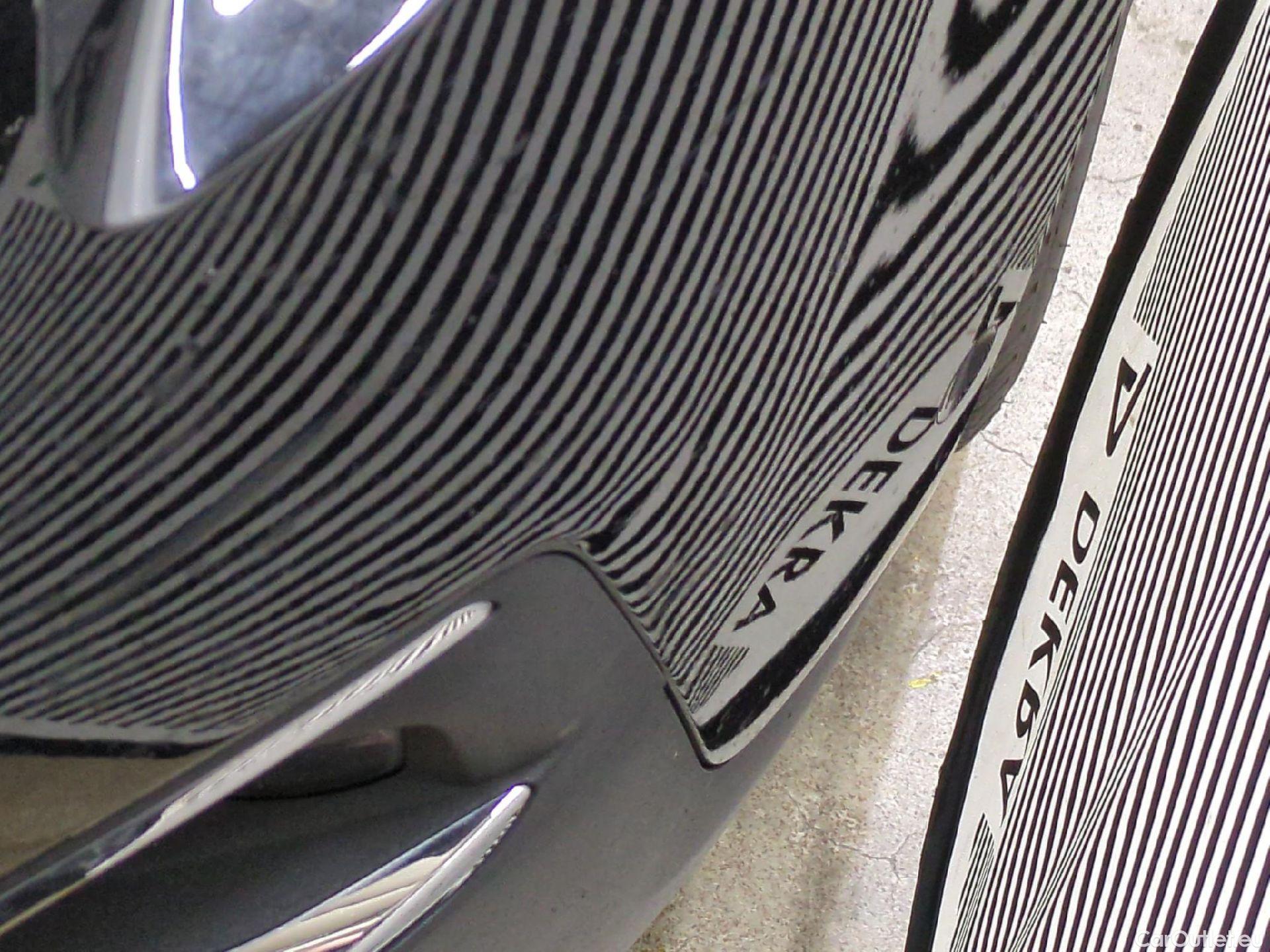  Peugeot  5008  Allure Business 1.5 HDi 130CV BVA8 E6dT #54