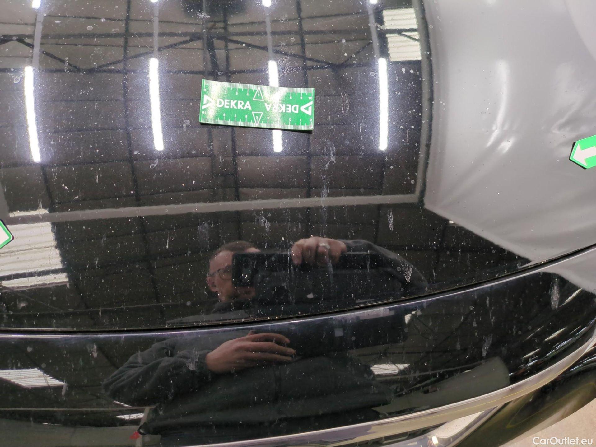  Peugeot  5008  Allure Business 1.5 HDi 130CV BVA8 E6dT #50