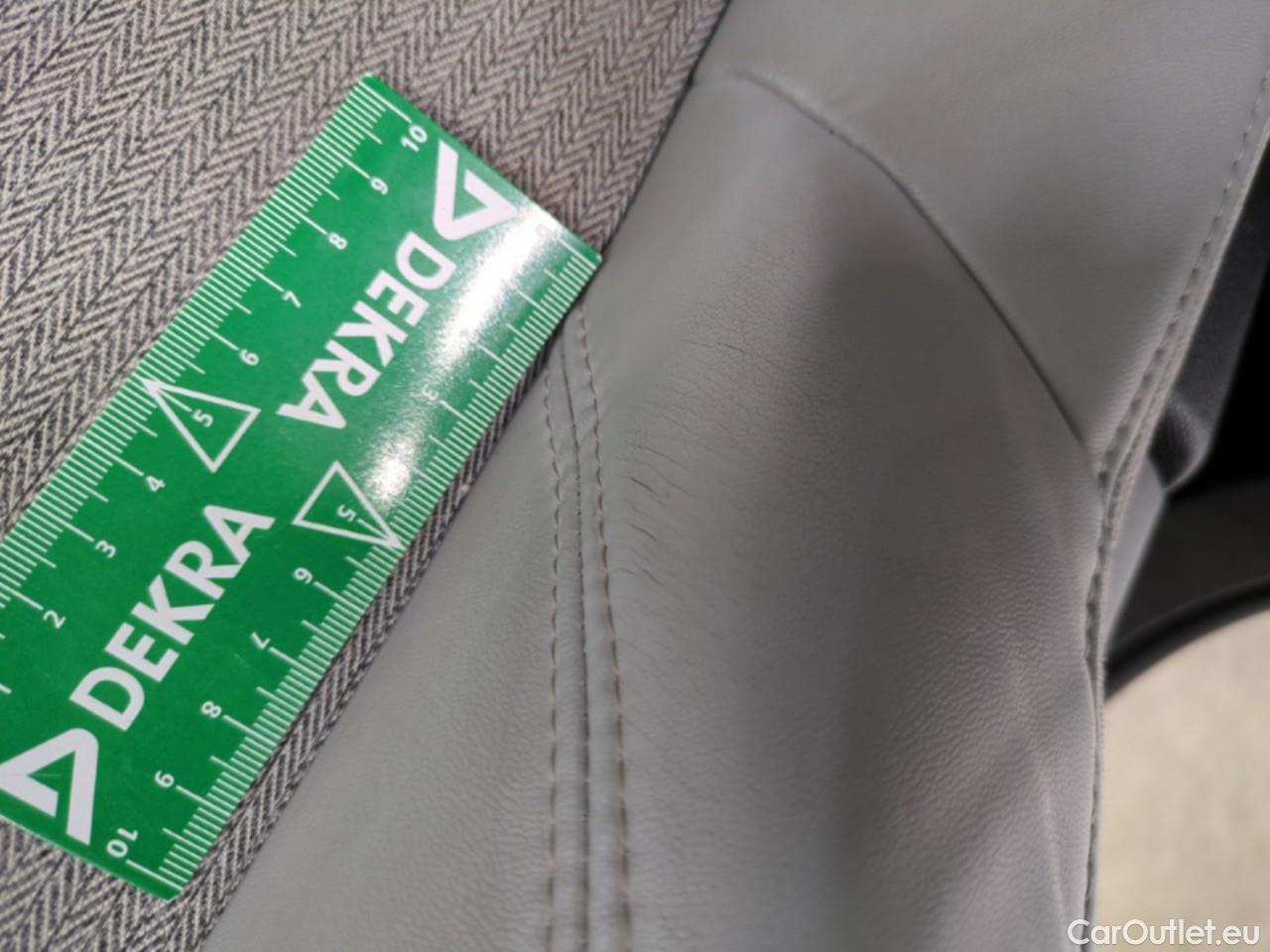  Peugeot  5008  Allure Business 1.5 HDi 130CV BVA8 E6dT #2