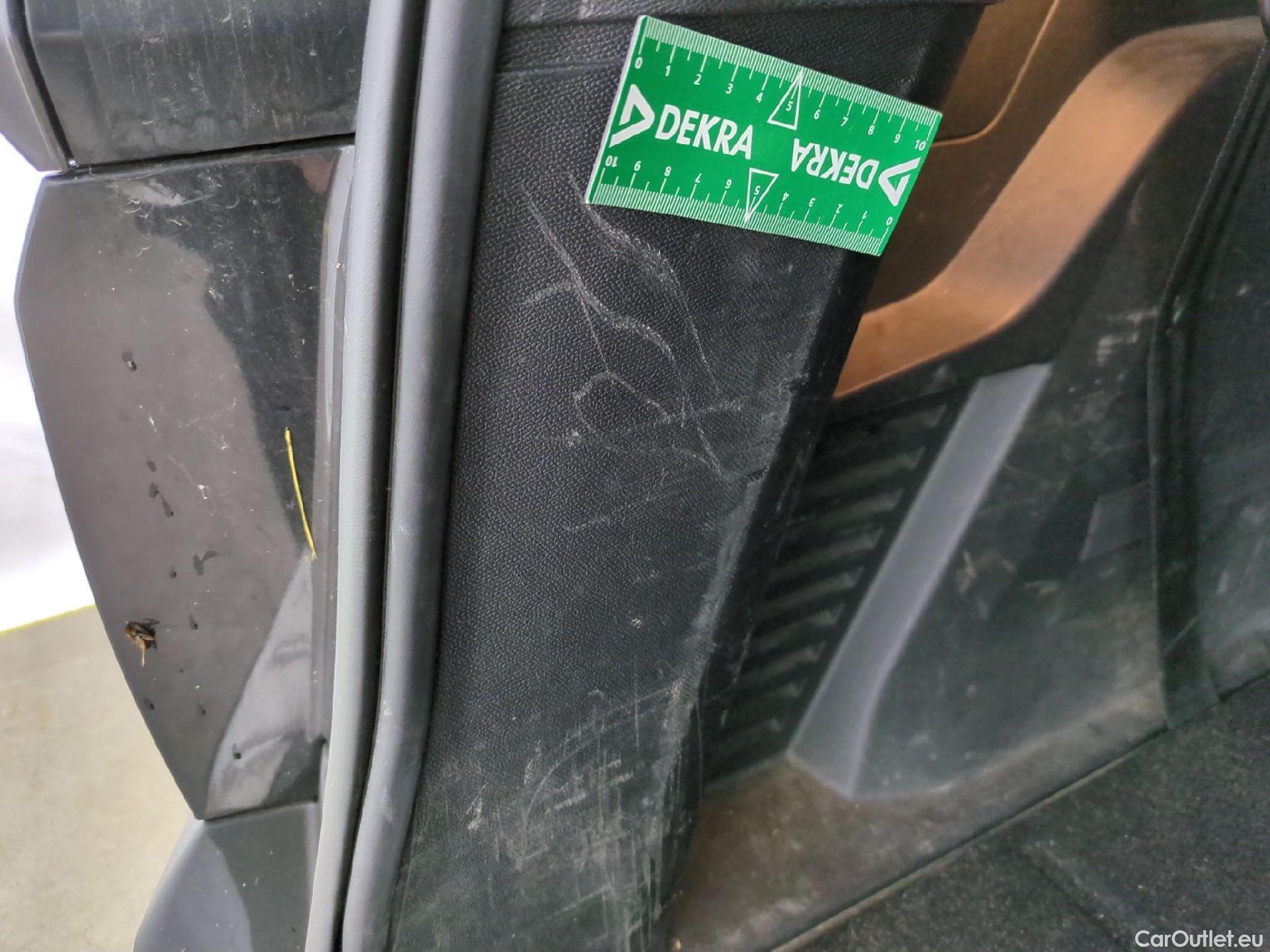  Peugeot  5008  Allure Business 1.5 HDi 130CV BVA8 E6dT #23