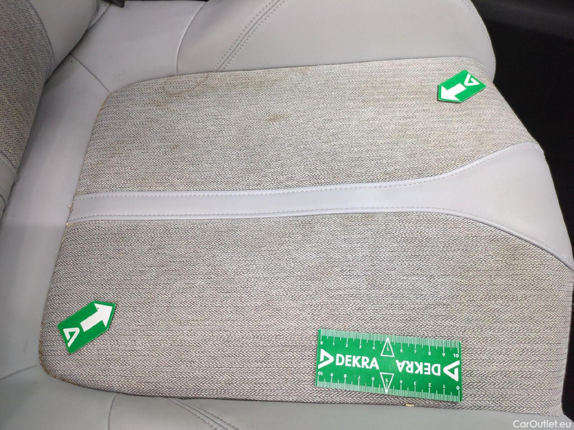  Peugeot  5008  Allure Business 1.5 HDi 130CV BVA8 E6dT #17