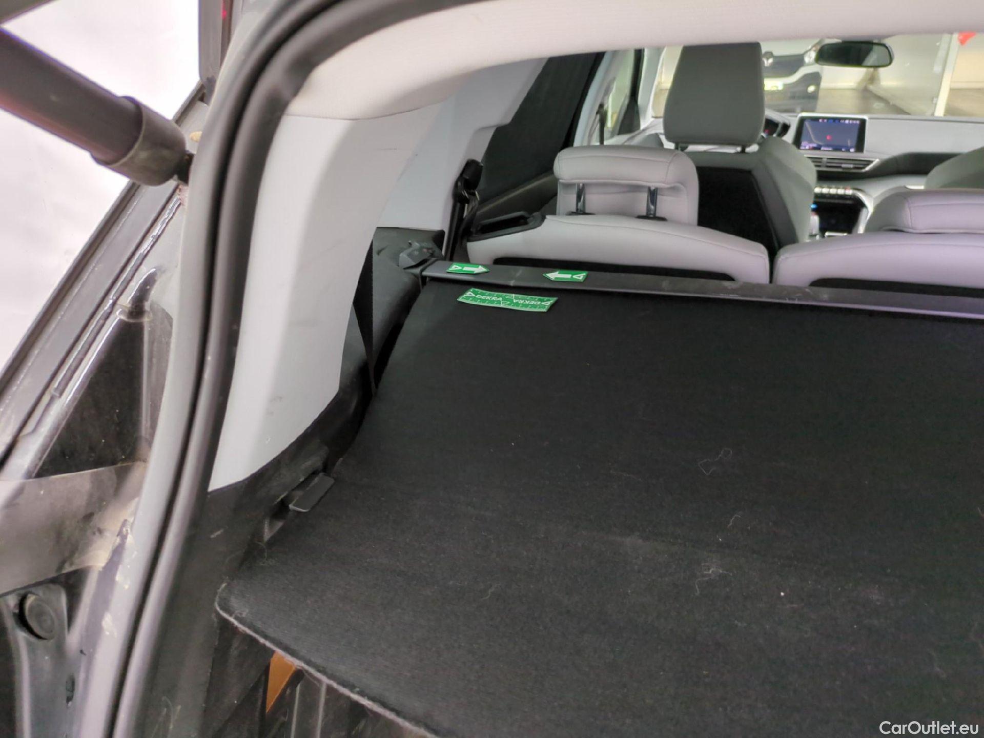  Peugeot  5008  Allure Business 1.5 HDi 130CV BVA8 E6dT #25