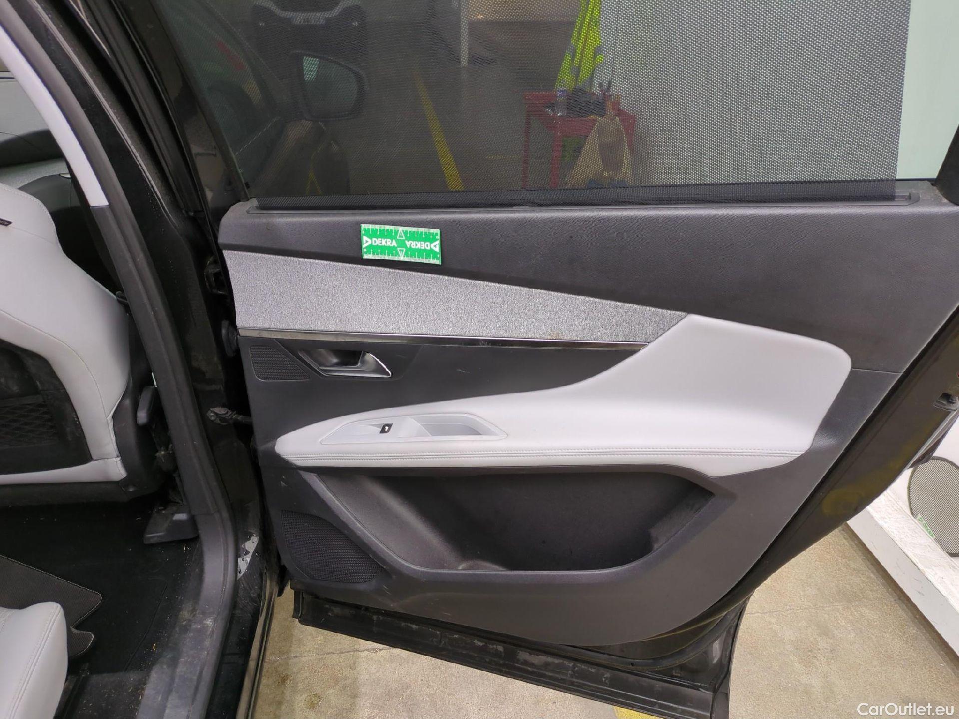  Peugeot  5008  Allure Business 1.5 HDi 130CV BVA8 E6dT #40