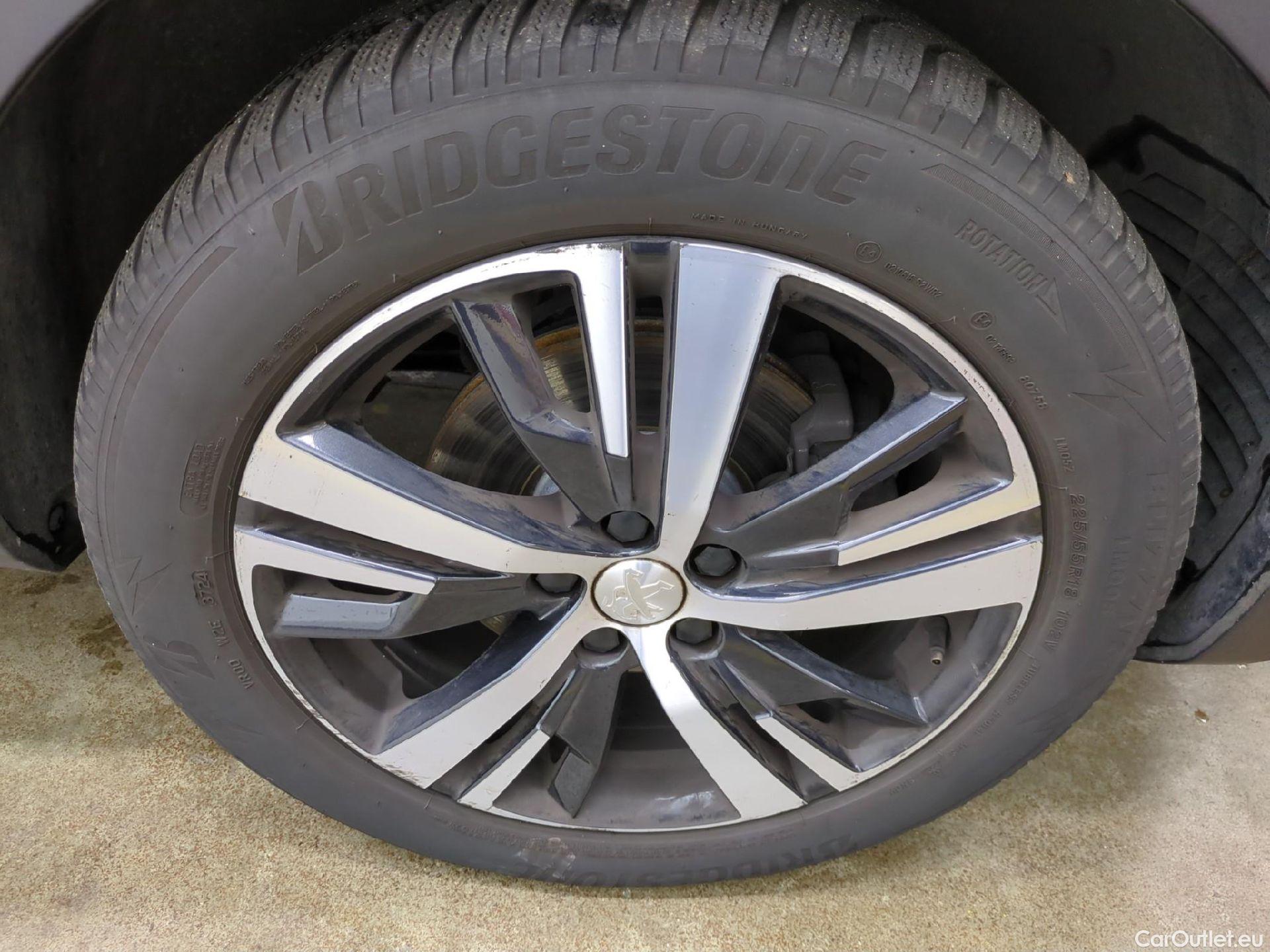  Peugeot  5008  Allure Business 1.5 HDi 130CV BVA8 E6dT #28