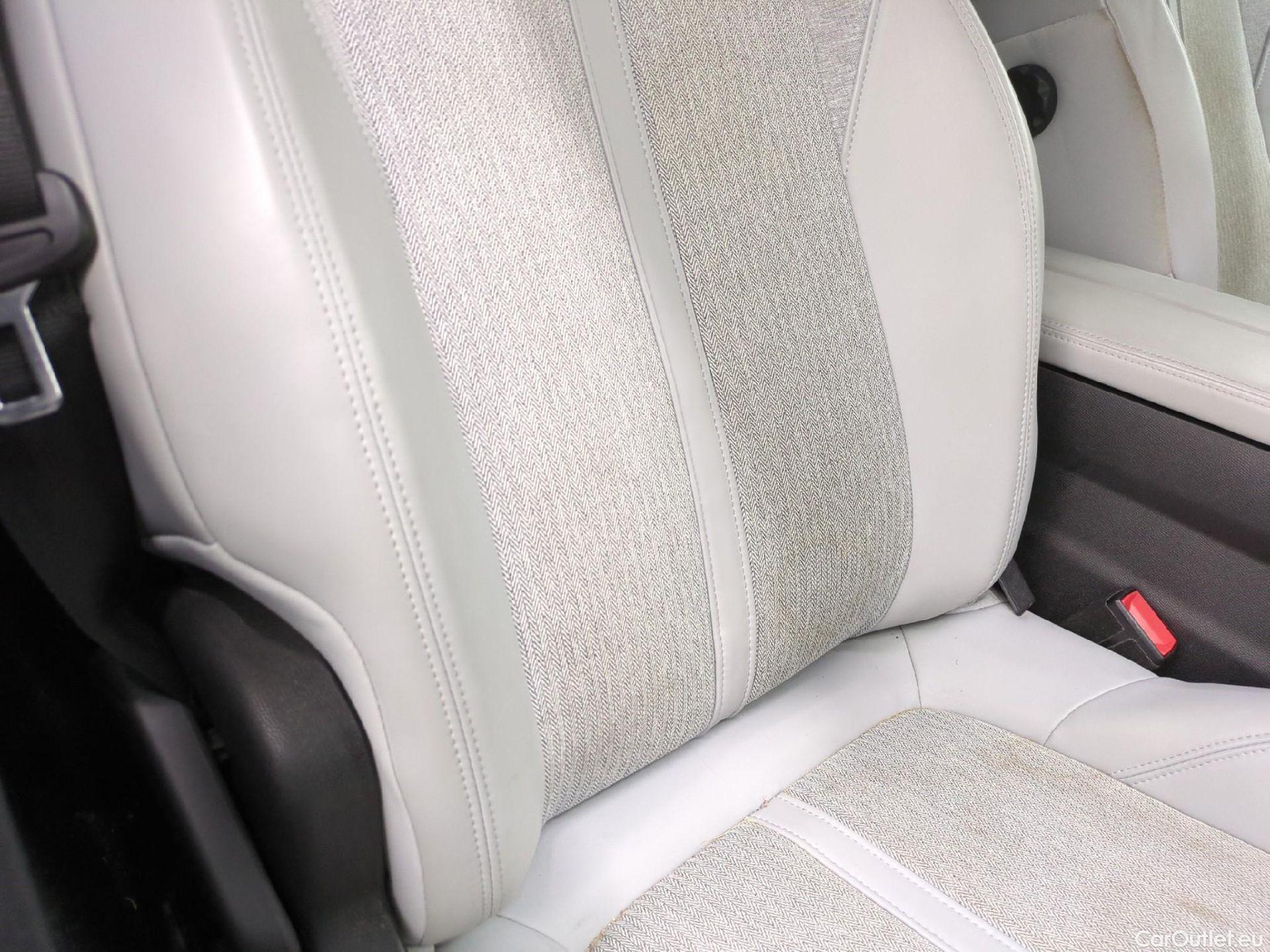  Peugeot  5008  Allure Business 1.5 HDi 130CV BVA8 E6dT #8