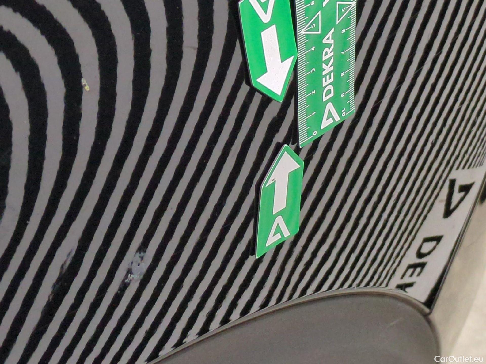  Peugeot  5008  Allure Business 1.5 HDi 130CV BVA8 E6dT #61