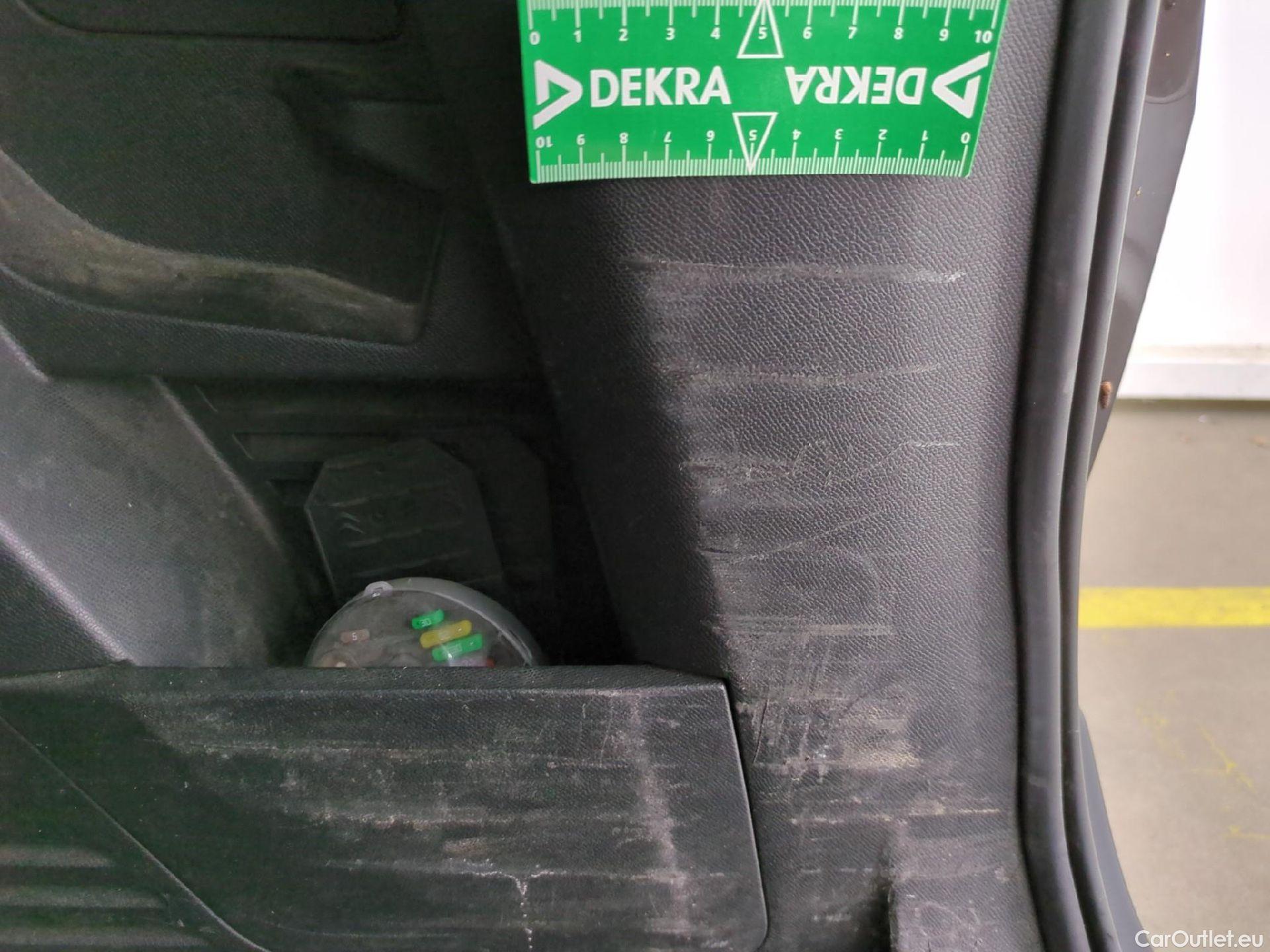  Peugeot  5008  Allure Business 1.5 HDi 130CV BVA8 E6dT #19