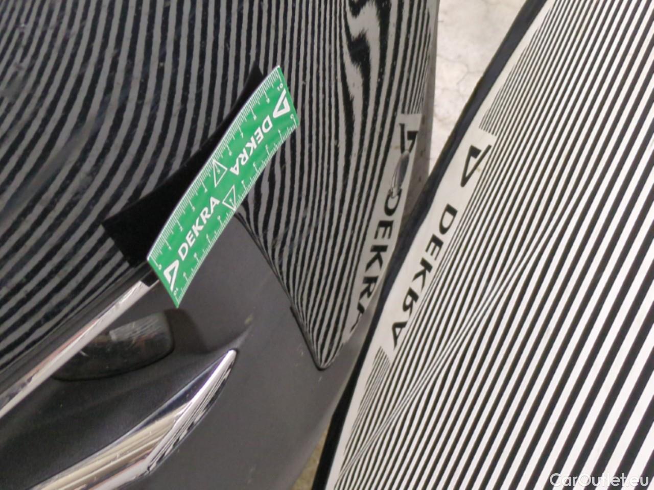  Peugeot  5008  Allure Business 1.5 HDi 130CV BVA8 E6dT #52