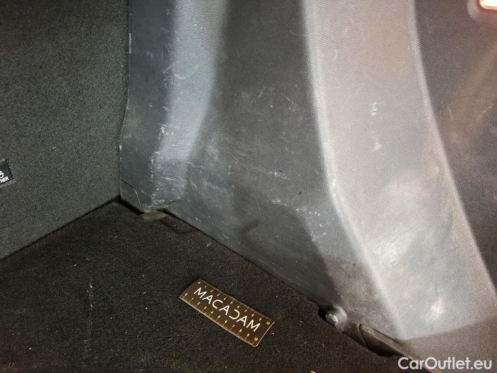  Peugeot  2008  Allure Business 1.5 HDi 100CV BVM6 E6d #24