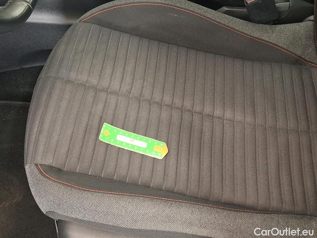  Peugeot  2008  Active Business 1.5 HDi 100CV BVM6 E6d #30