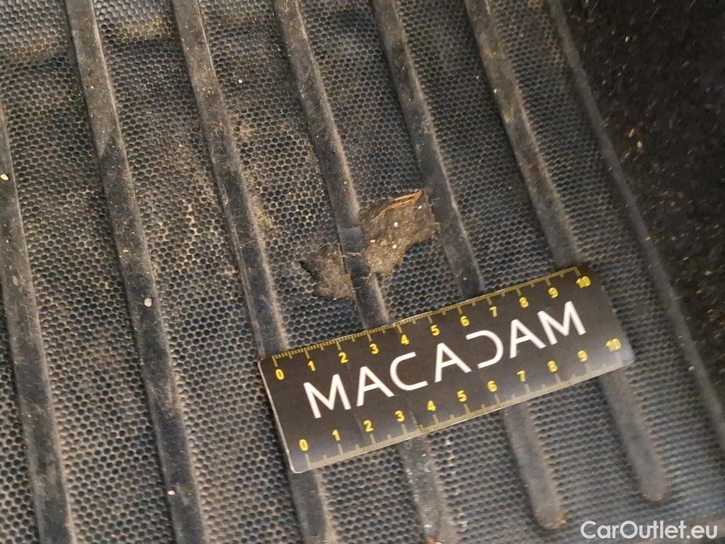  Peugeot  2008  Allure Business 1.5 HDi 100CV BVM6 E6d #15