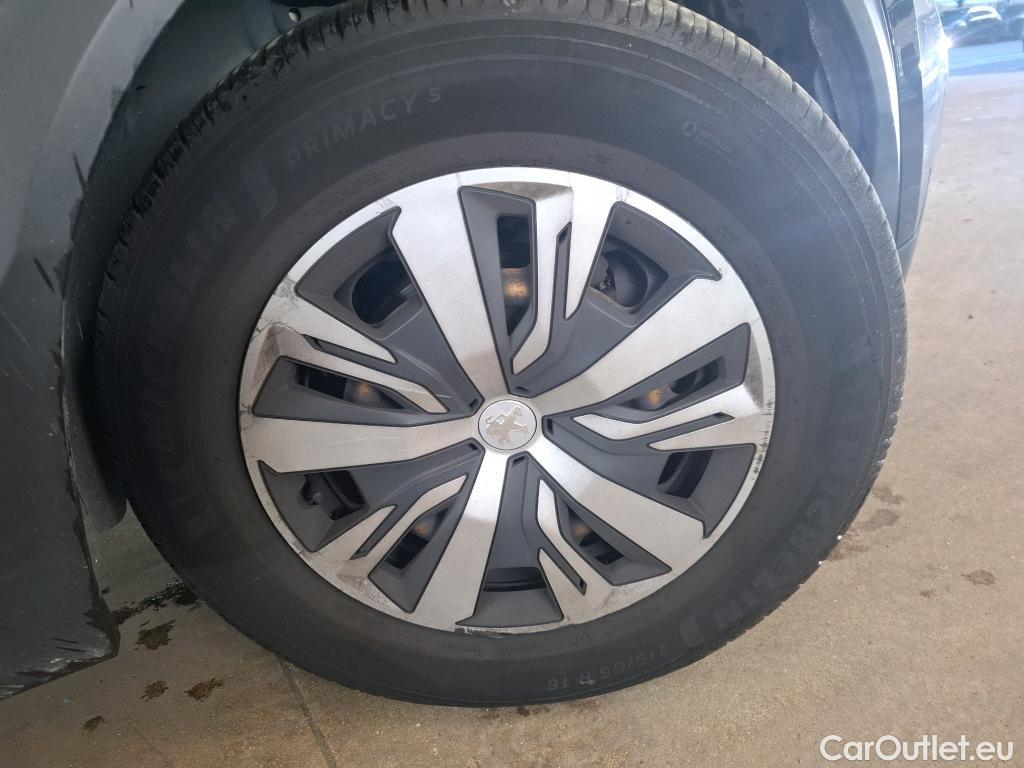  Peugeot  2008  Active Business 1.5 HDi 100CV BVM6 E6d #27