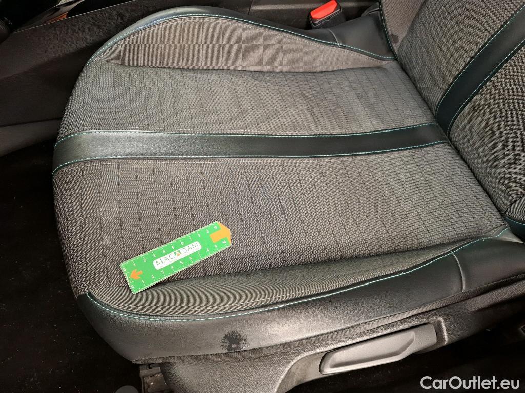  Peugeot  2008  Allure 1.2 PureTech 130CV BVA8 E6d #13