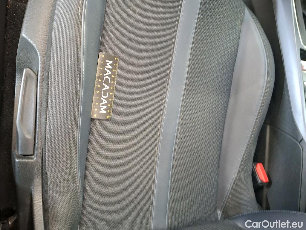  Peugeot  2008  Allure Business 1.5 HDi 100CV BVM6 E6d #37