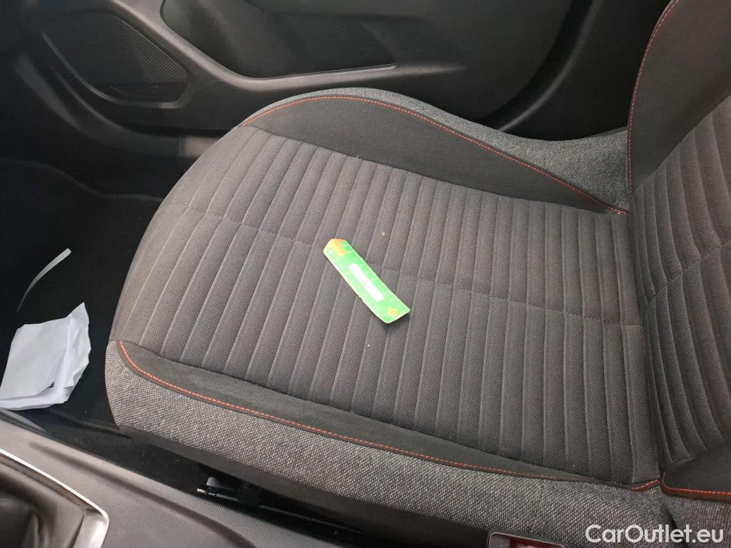  Peugeot  2008  Active Business 1.5 HDi 100CV BVM6 E6d #1