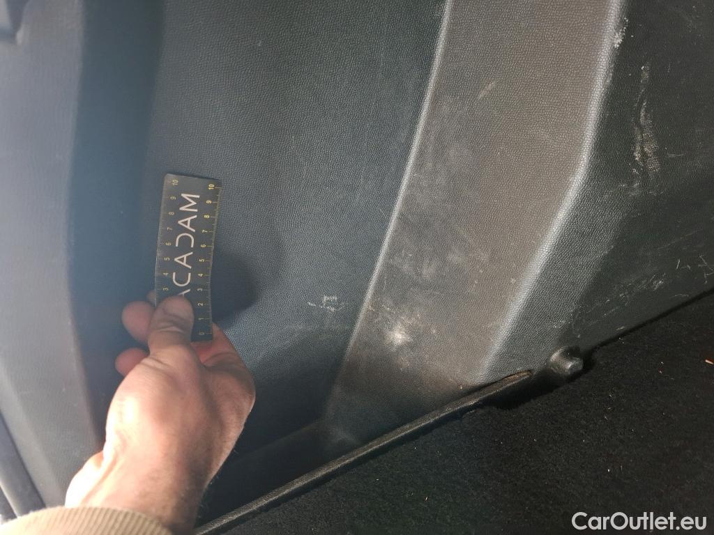  Peugeot  2008  Allure Business 1.5 HDi 100CV BVM6 E6d #20