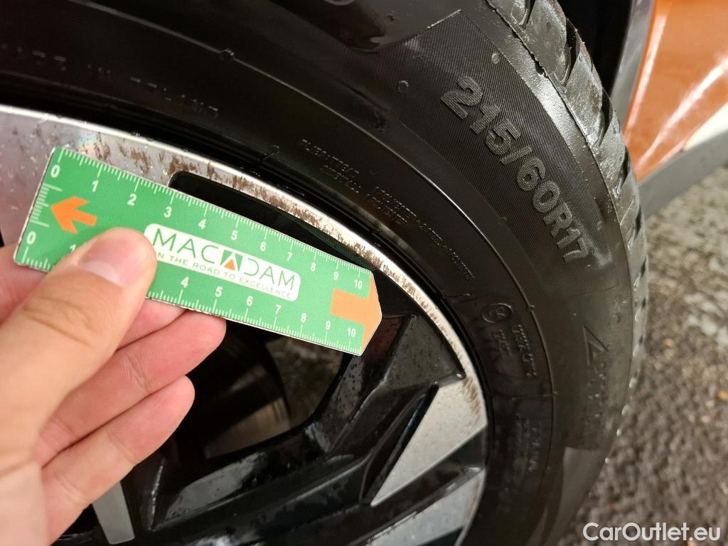  Peugeot  2008  Allure 1.2 PureTech 130CV BVA8 E6d #10