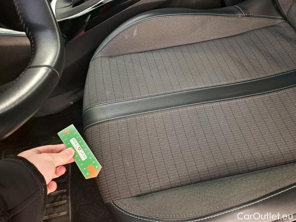  Peugeot  2008  Allure Business 1.5 HDi 110CV BVM6 E6d #12