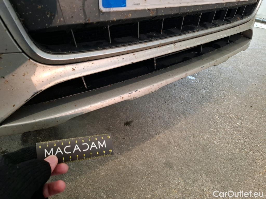  Audi  Q3  Business 1.4 #13