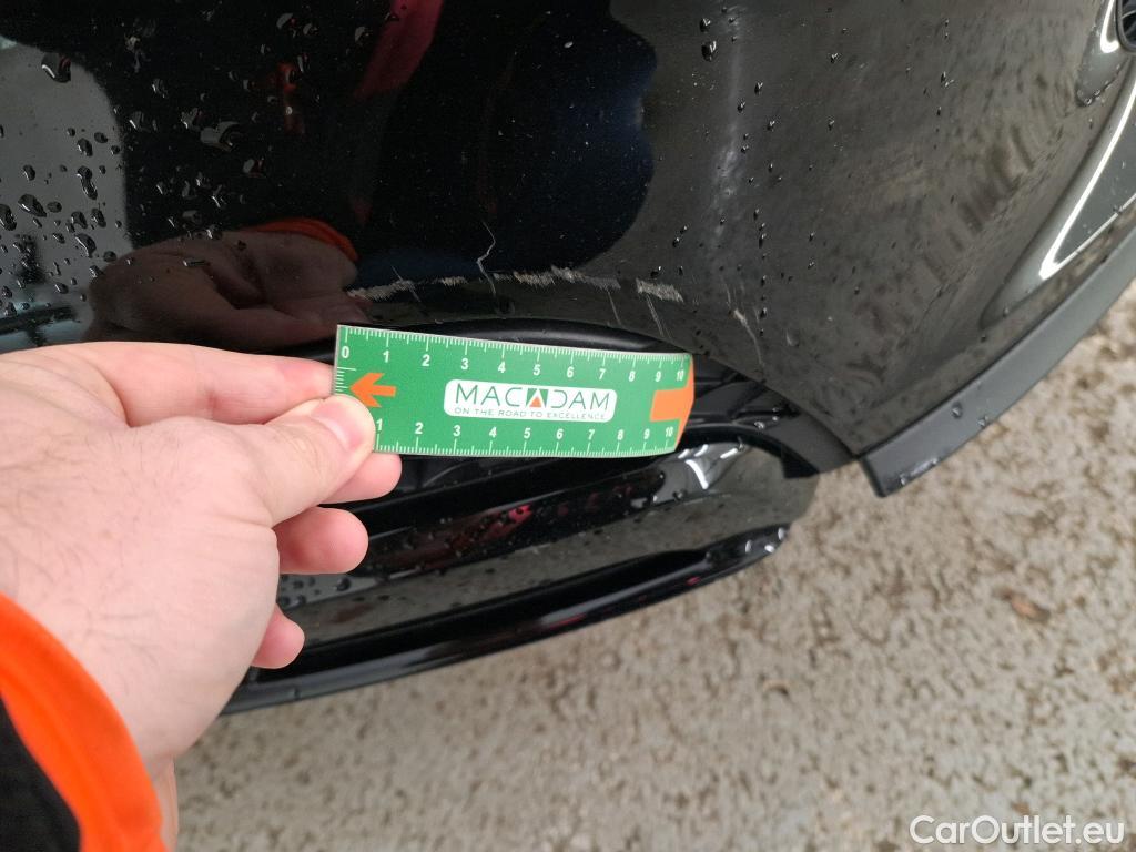  Mercedes  GLB MERCEDES-BENZ  / 2019 / 5P / SUV  200 d Business Line #7