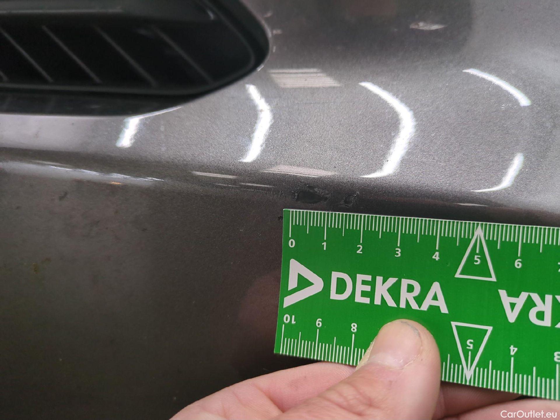  Citroen  C4  Berline Shine 1.2 PureTech 130CV BVM6 E6d #16