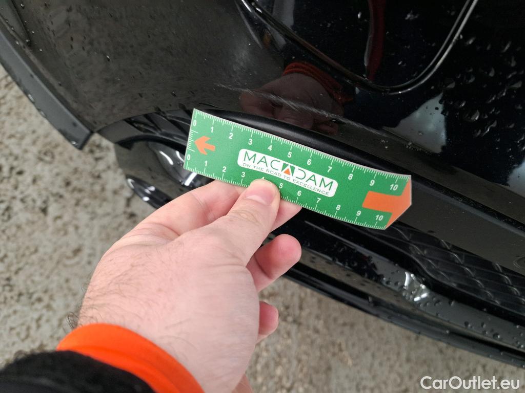  Mercedes  GLB MERCEDES-BENZ  / 2019 / 5P / SUV  200 d Business Line #6