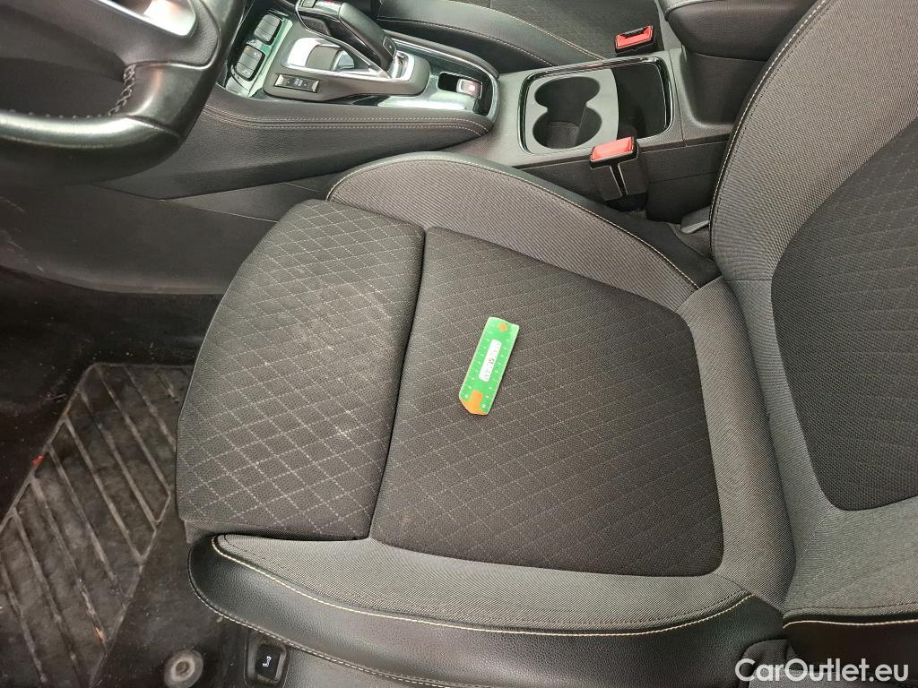  Opel   Grandland X Grandland X Elegance Business 1.5 130CV BVA8 E6d #18