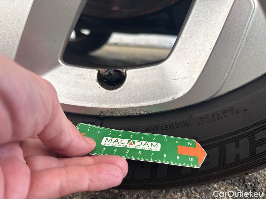  Citroen  C5 CITROEN  Aircross / 2022 / 5P / SUV BlueHDi 130 S&S EAT8 Feel #13