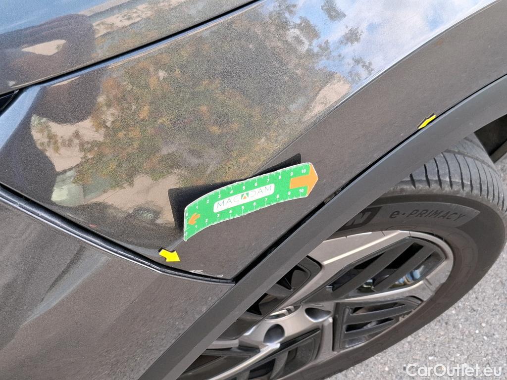  Citroen  C4  Berline Feel Pack 1.5 BlueHDI 110CV BVM6 E6d #2