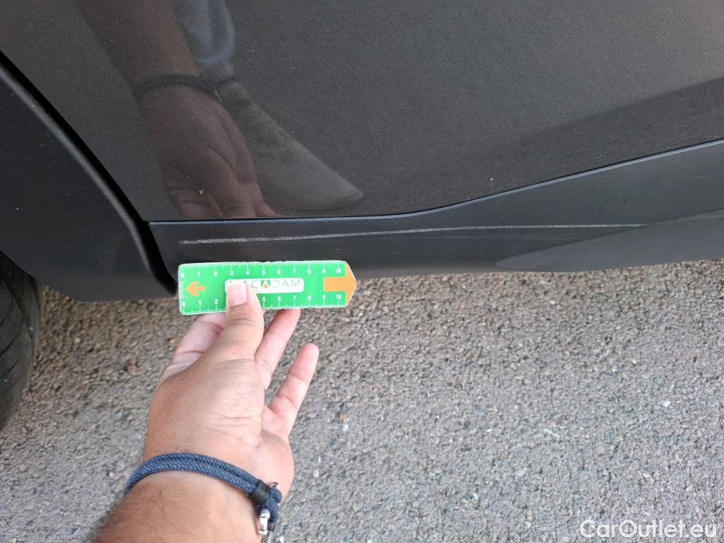  Citroen  C4  Berline Feel Pack 1.5 BlueHDI 110CV BVM6 E6d #53