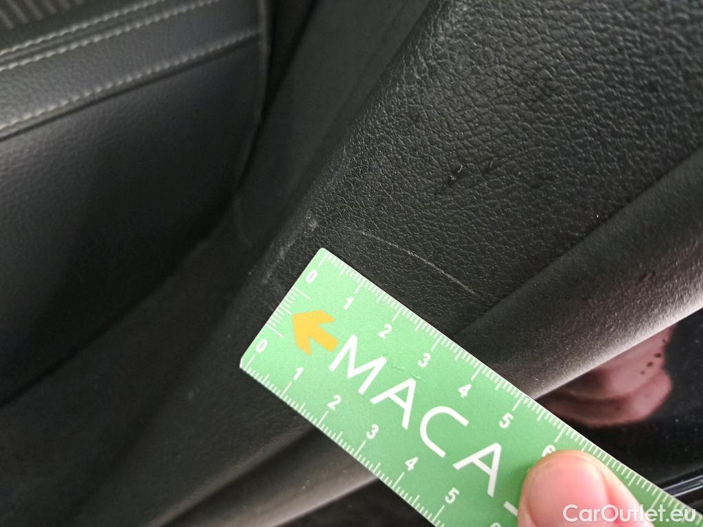  Mercedes  GLA MERCEDES-BENZ  / 2020 / 5P / SUV 2.0  200 D BUSINESS LINE DCT #4