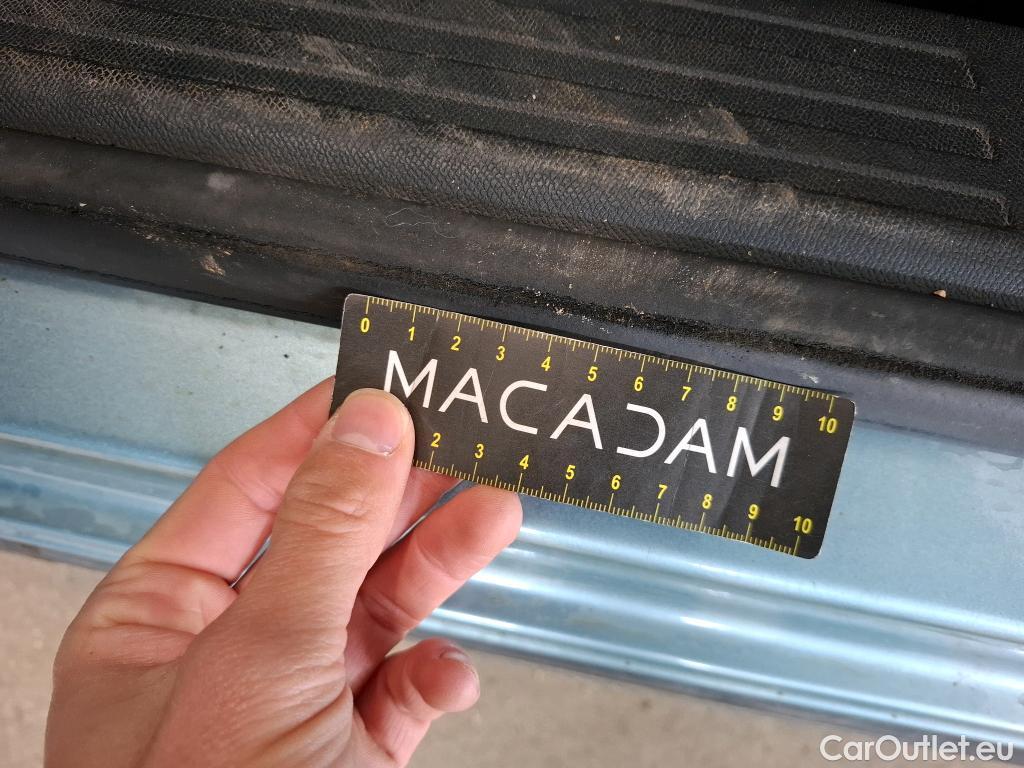  Citroen  C4  Berline Live 1.5 BlueHDI 110CV BVM6 E6d #4