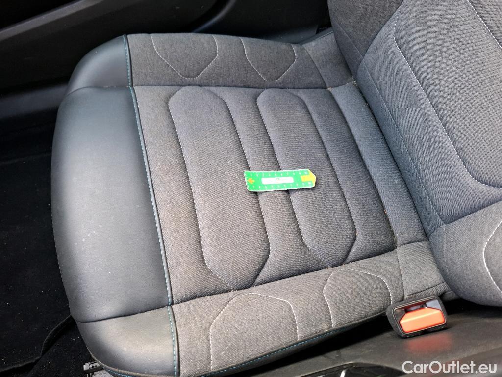  Citroen  C4  Berline Feel Pack 1.5 BlueHDI 110CV BVM6 E6d #24