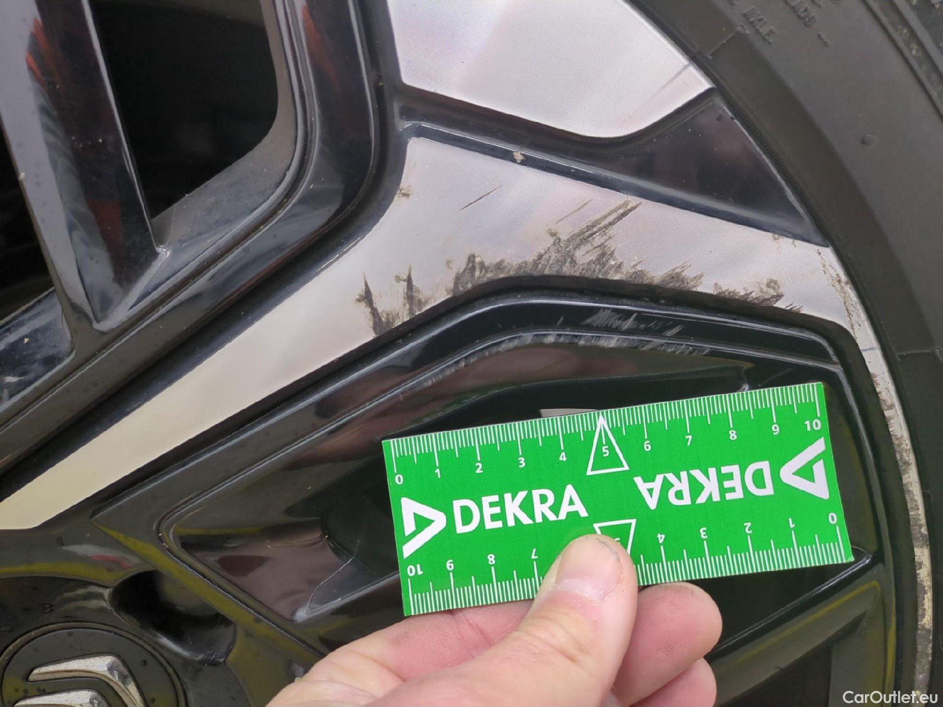  Citroen  C4  Berline Shine 1.2 PureTech 130CV BVM6 E6d #11