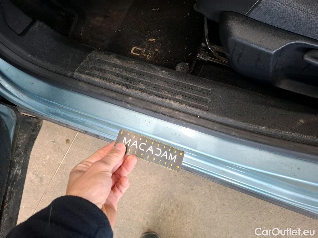  Citroen  C4  Berline Live 1.5 BlueHDI 110CV BVM6 E6d #3