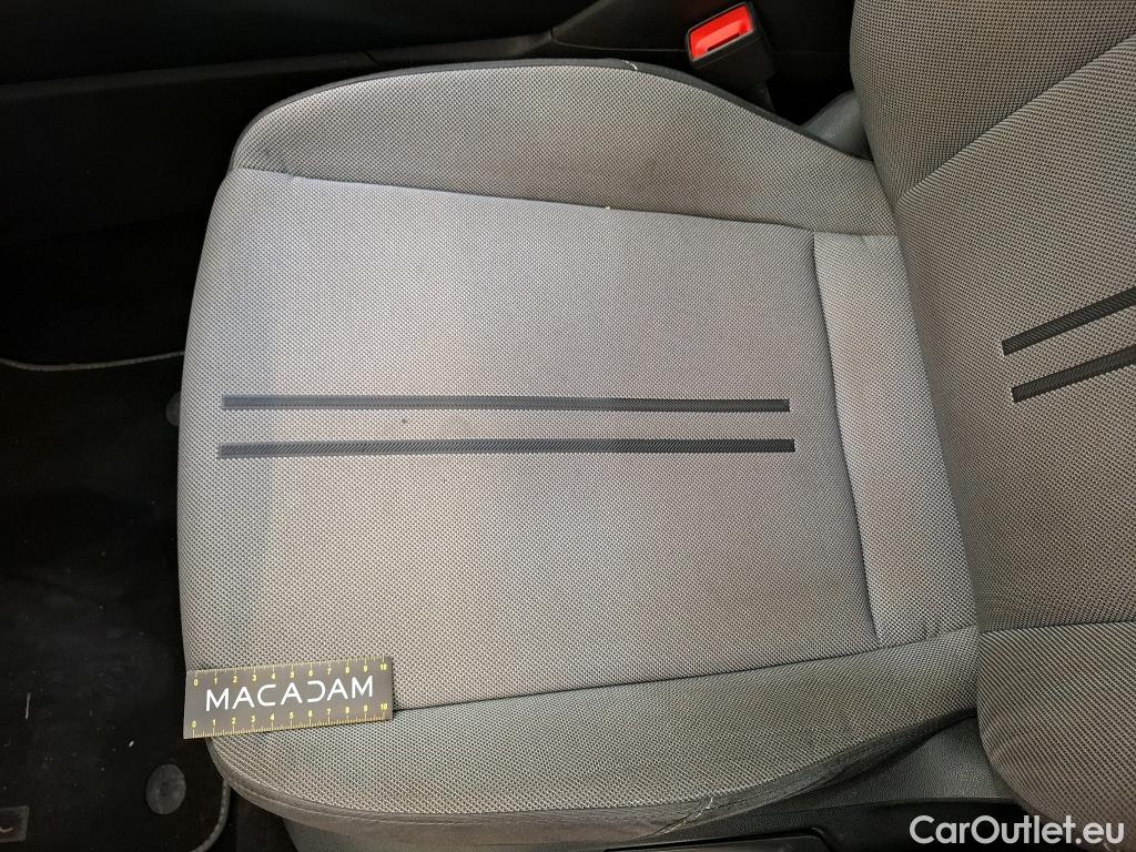  Seat  Leon SEAT  Sportstourer / 2020 / 5P / Break 2.0 TDI 150 DSG S&S Style Business #19