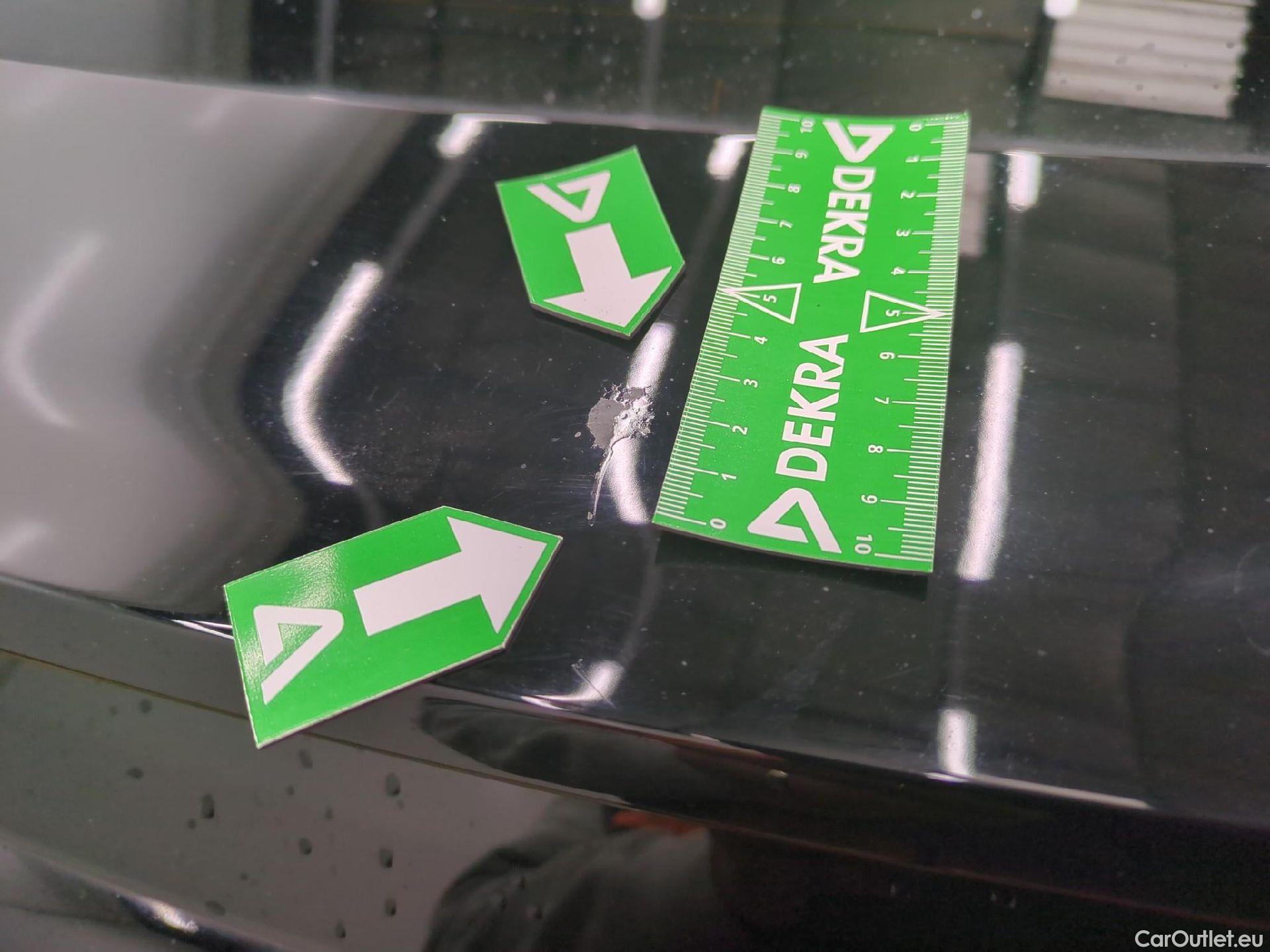  Citroen  C4  Berline Shine 1.2 PureTech 130CV BVM6 E6d #26