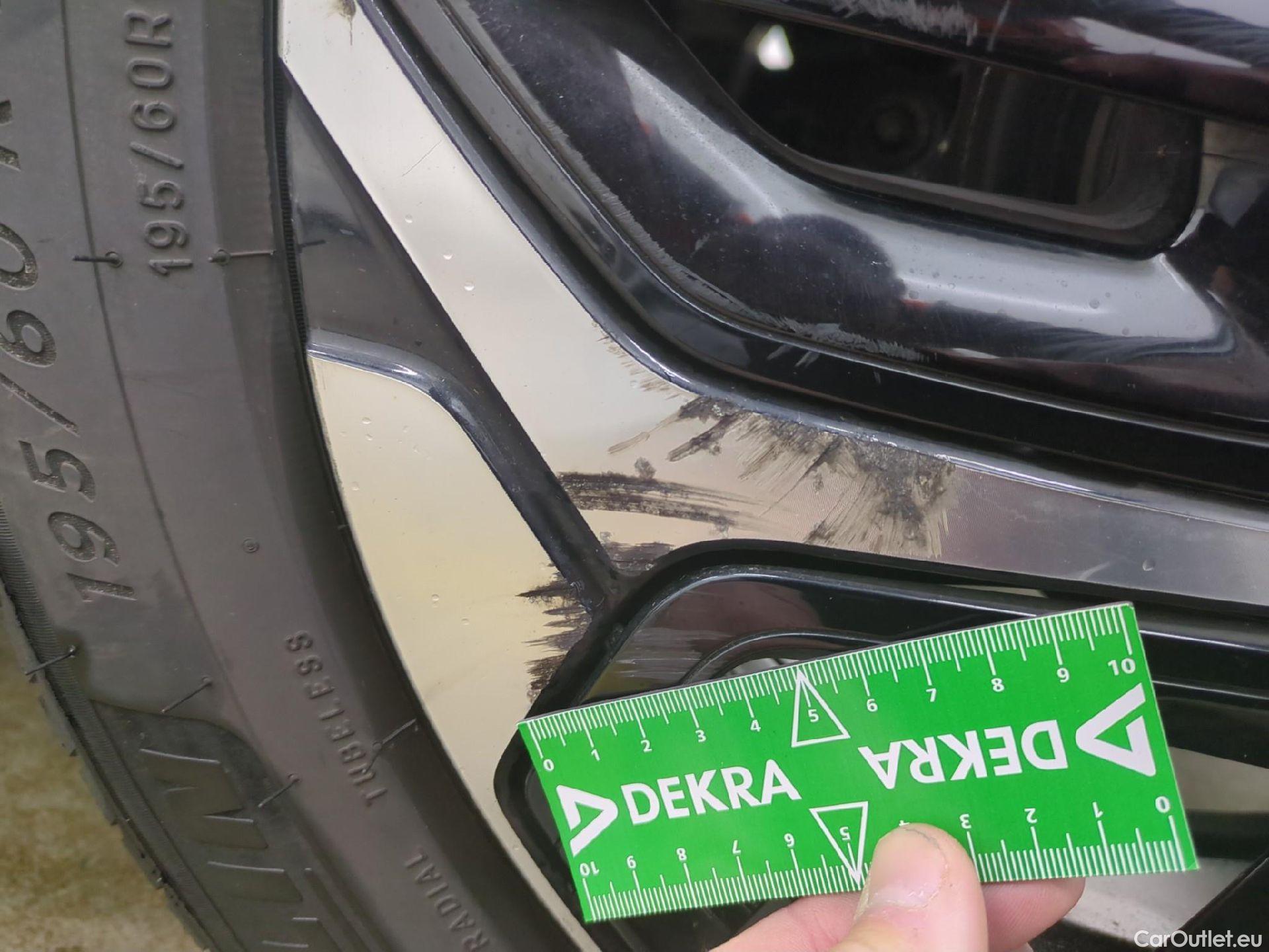  Citroen  C4  Berline Shine 1.2 PureTech 130CV BVM6 E6d #4