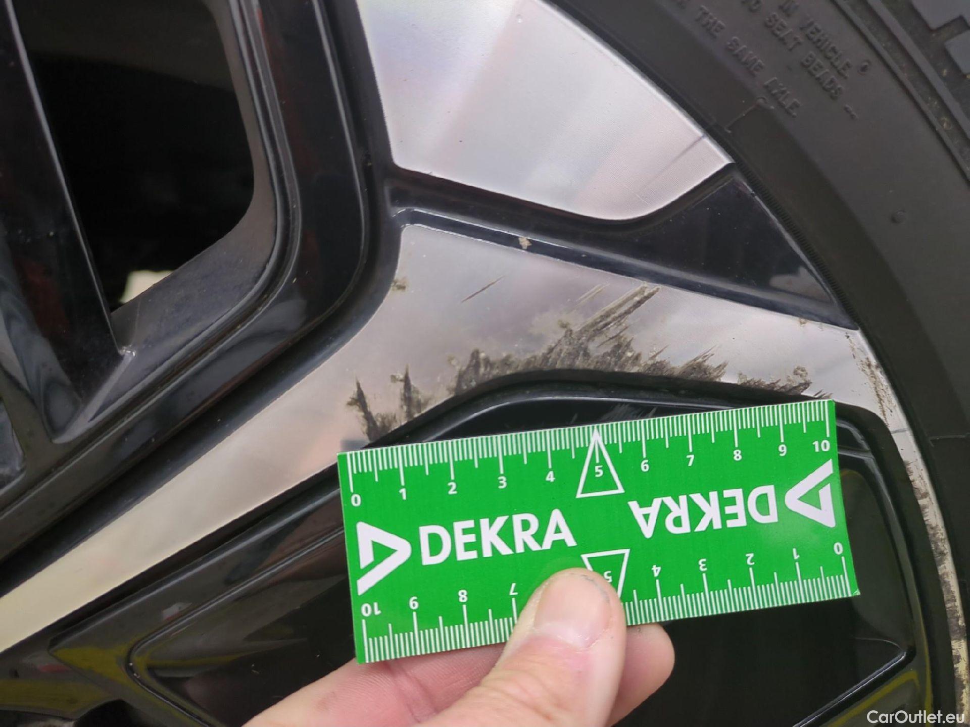  Citroen  C4  Berline Shine 1.2 PureTech 130CV BVM6 E6d #6