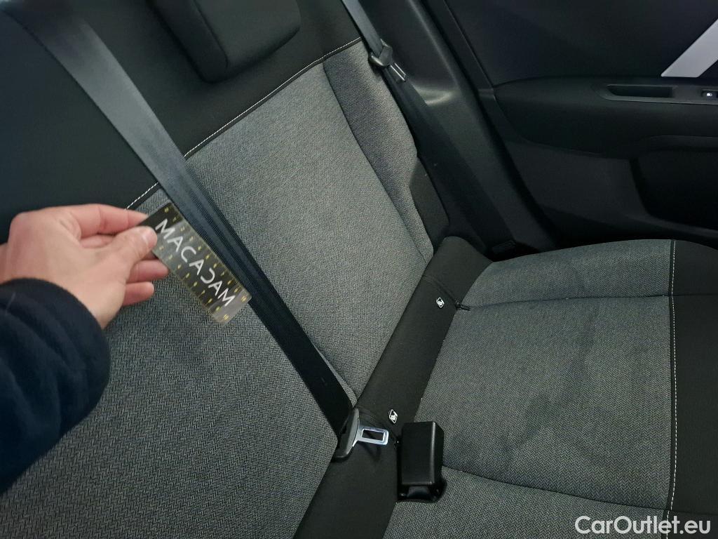  Citroen  C4  Berline Live 1.5 BlueHDI 110CV BVM6 E6d #15