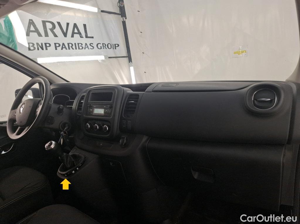  Renault  Trafic RENAULT  / 2019 / 4P / Fourgon tole NV FG GCF L1H1 1200 dCi 120 #35