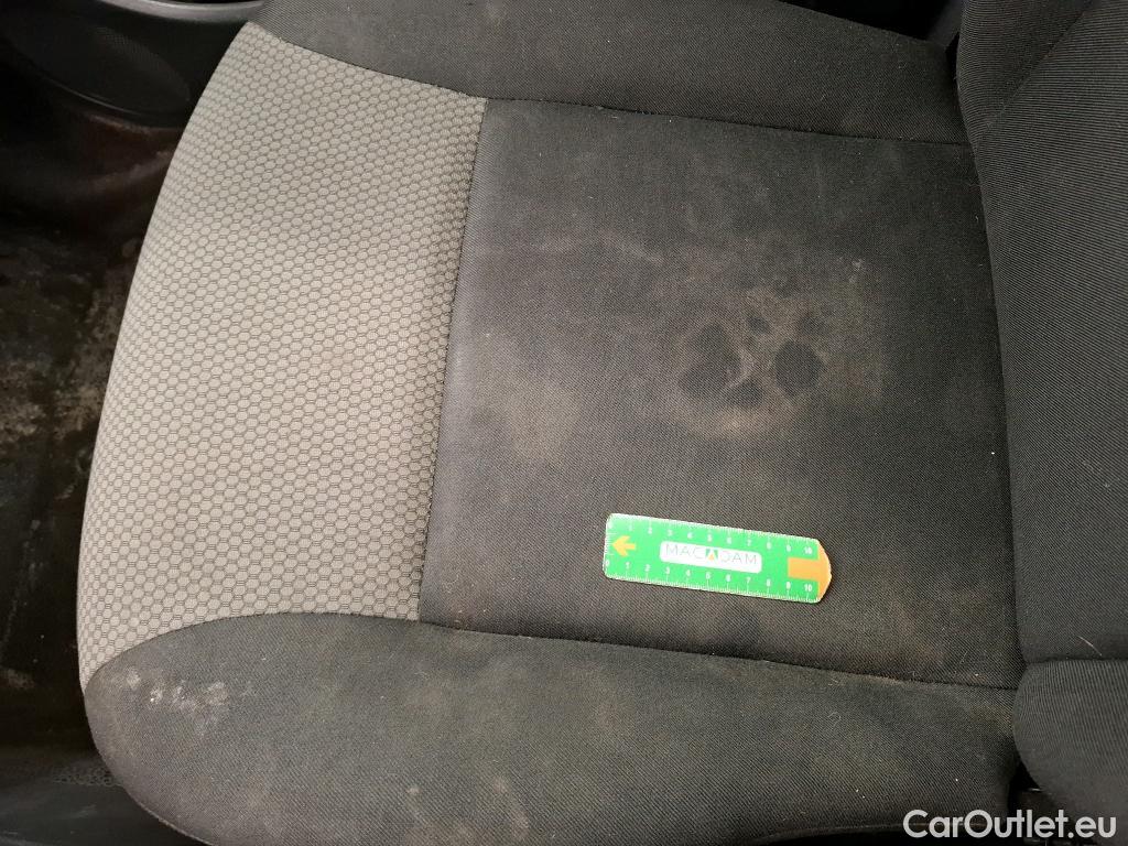  Renault  Kangoo  Express Extra (Série Spéciale) 1.5 dCi 75CV BVM5 E6 #68