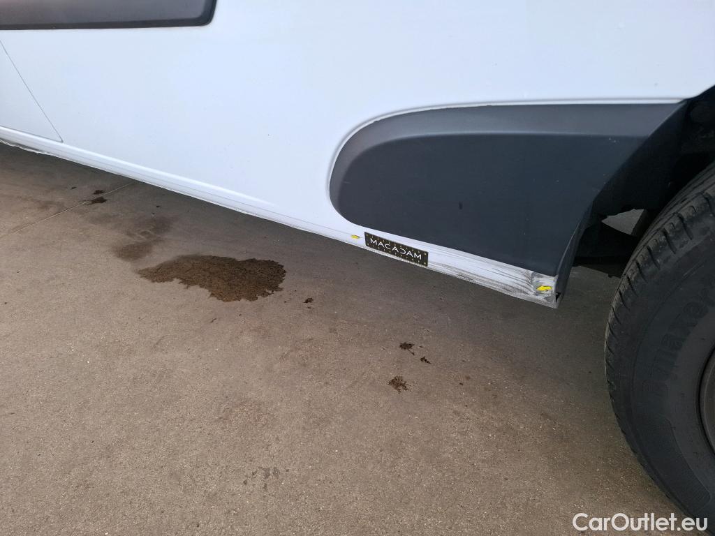  Renault  Kangoo  Express Maxi Extra (Série Spéciale) 1.5 dCi 90CV BVM5 E6 #36