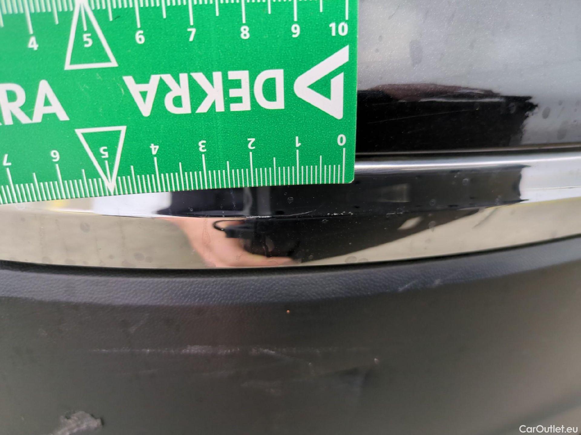  Volkswagen  Tiguan VOLKSWAGEN  Allspace / 2017 / 5P / SUV 2.0 TDI 150 DSG7 Carat Exclusive 4Motion #76