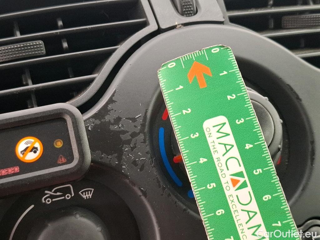  Renault  Kangoo  Express Extra (Série Spéciale) 1.5 dCi 75CV BVM5 E6 #48