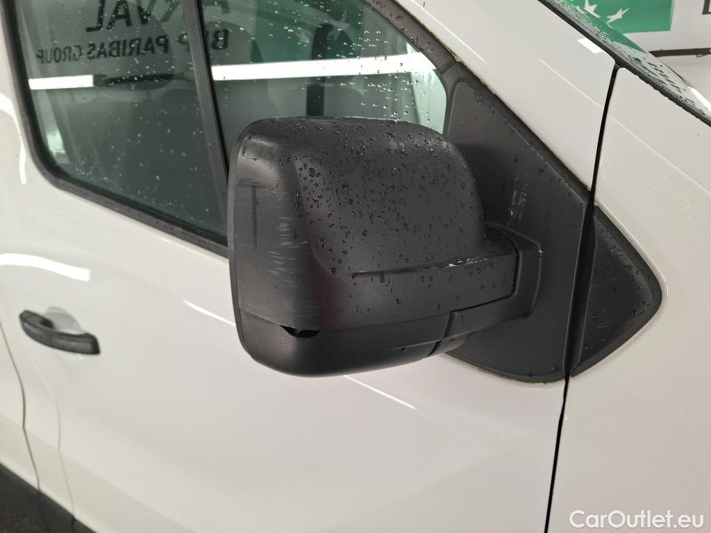  Renault  Trafic RENAULT  / 2019 / 4P / Fourgon tole NV FG GCF L1H1 1000 dCi 120 #10