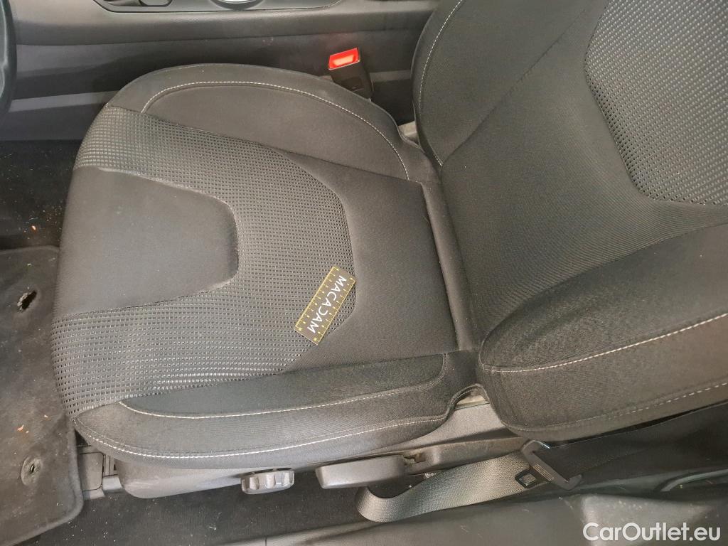  Ford  Mondeo  Turnier Titanium 2.0 EcoBlue 150CV BVA8 E6dT #44