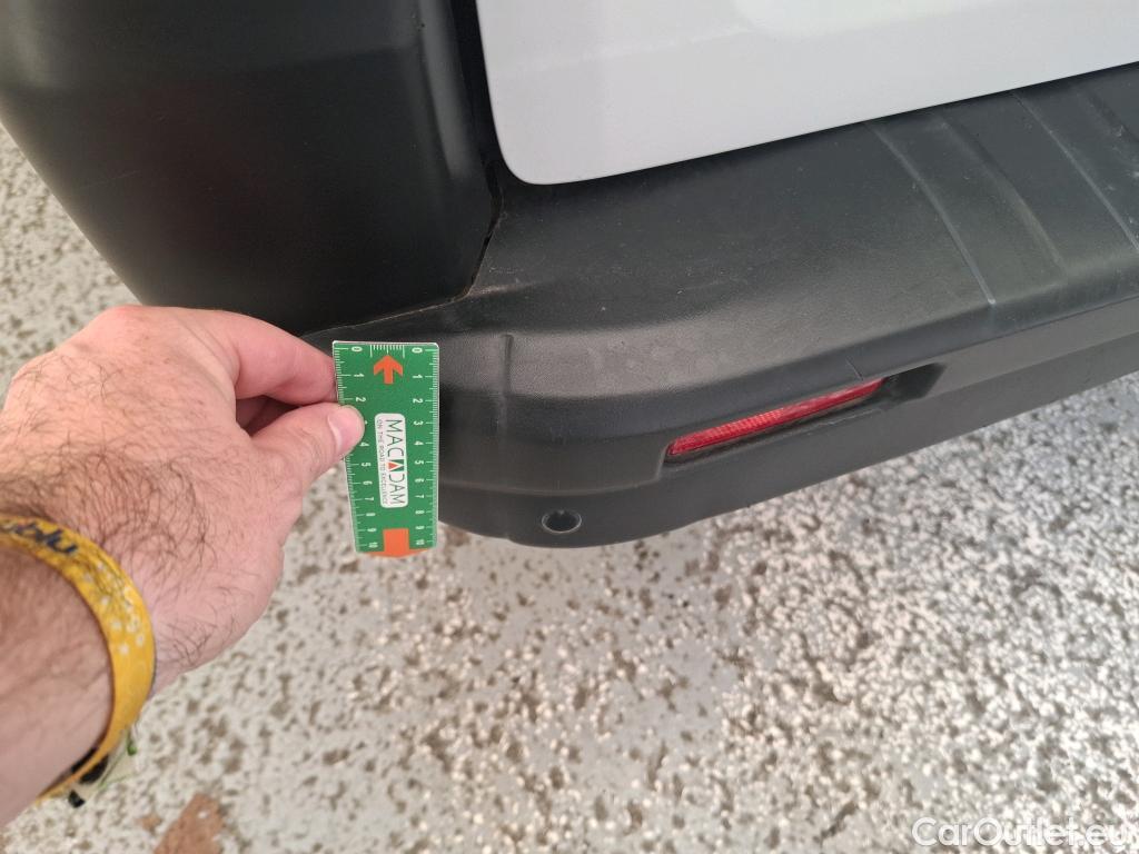  Renault  Trafic RENAULT  / 2019 / 4P / Fourgon tole NV FG GCF L1H1 1200 dCi 120 #15